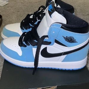Jordan 1 Retro High University Blue